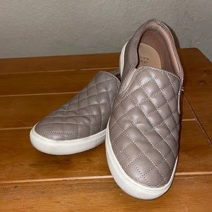 Quilted sneakers